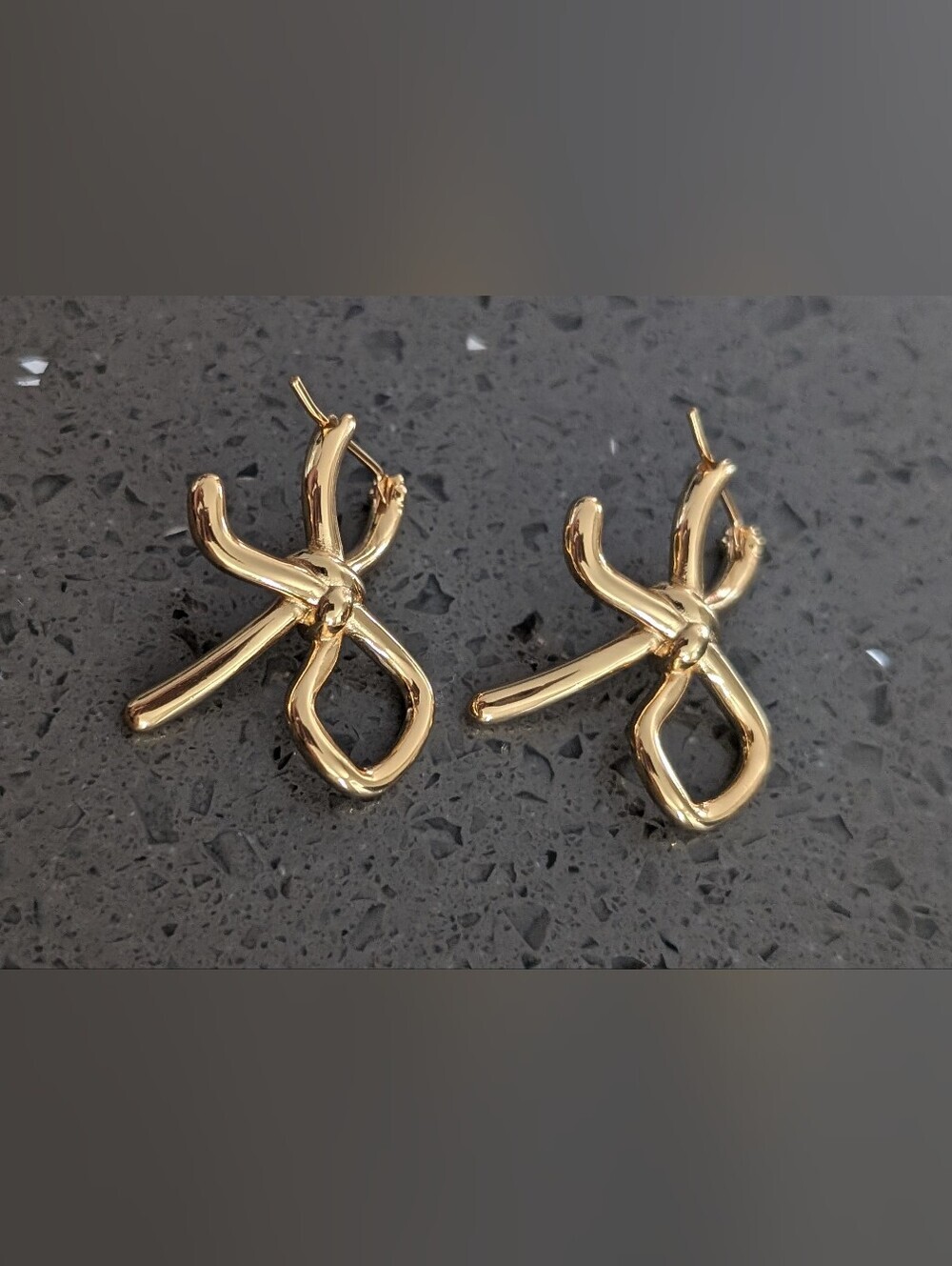 Fashion Jewelry Gold Abstract Knot Hoop Motif Earrings